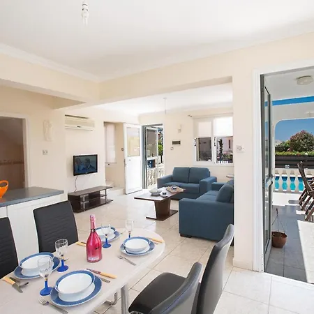 The Complete Guide To Renting Your Exclusive Holiday In Sotira With Private Pool And Close To The Beach, Sotira 1206 别墅